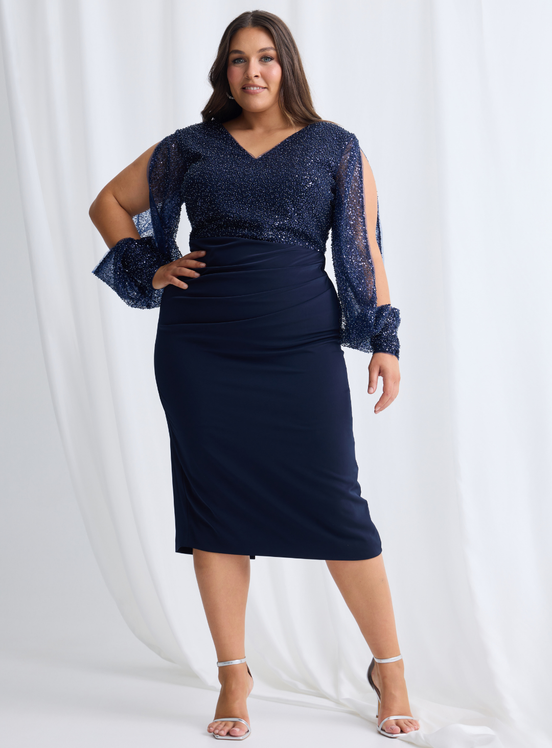 Lois Sleeved Midi – Trellis Lane